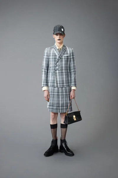 Look 15